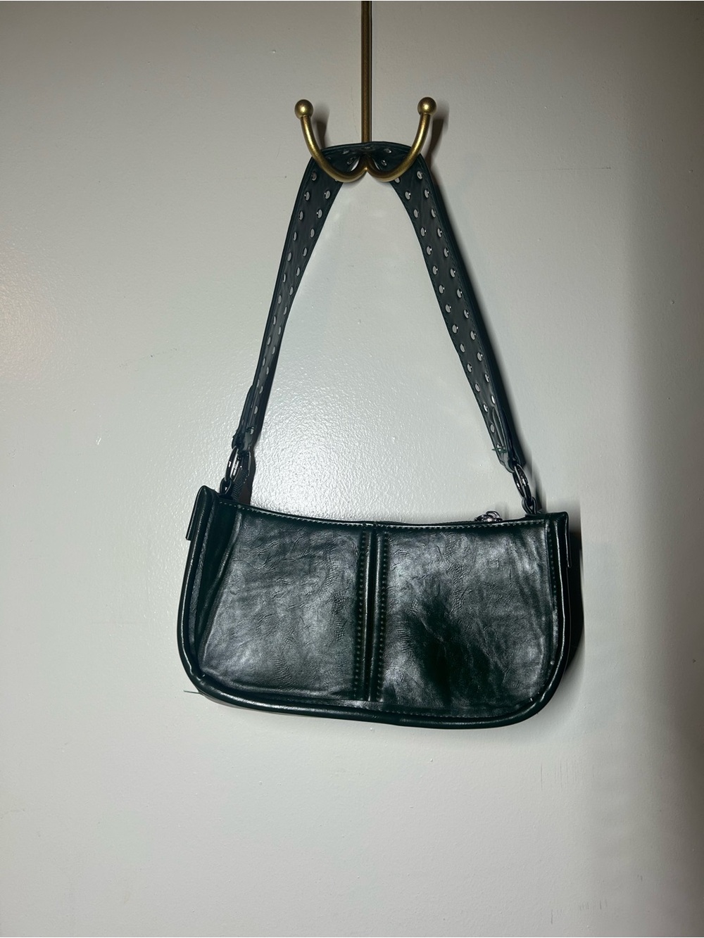 Black Leather Shoulder Bag - Classic Women's Handbag with interchangeable straps
